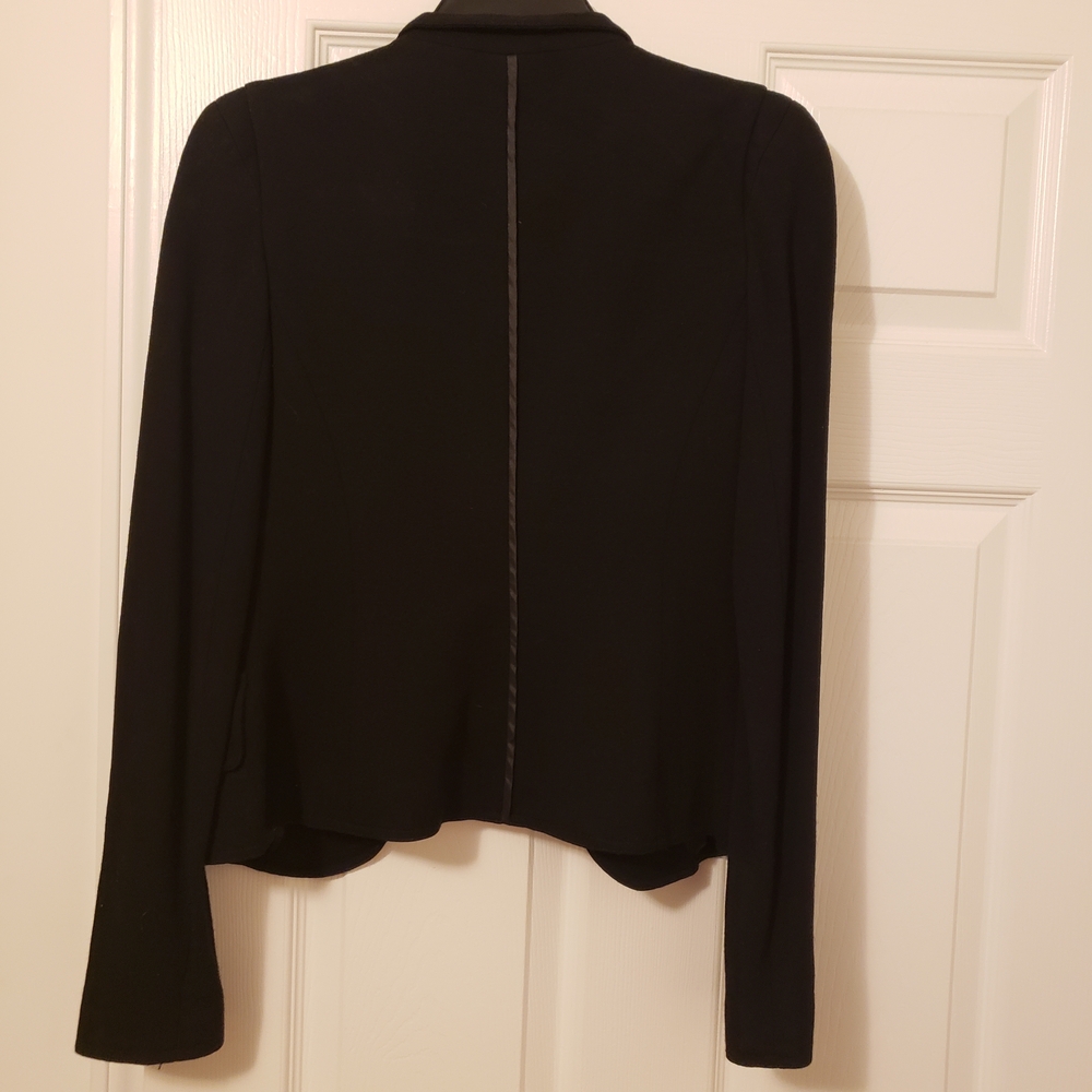 Yoana Baraschi Elegant Black Blazer